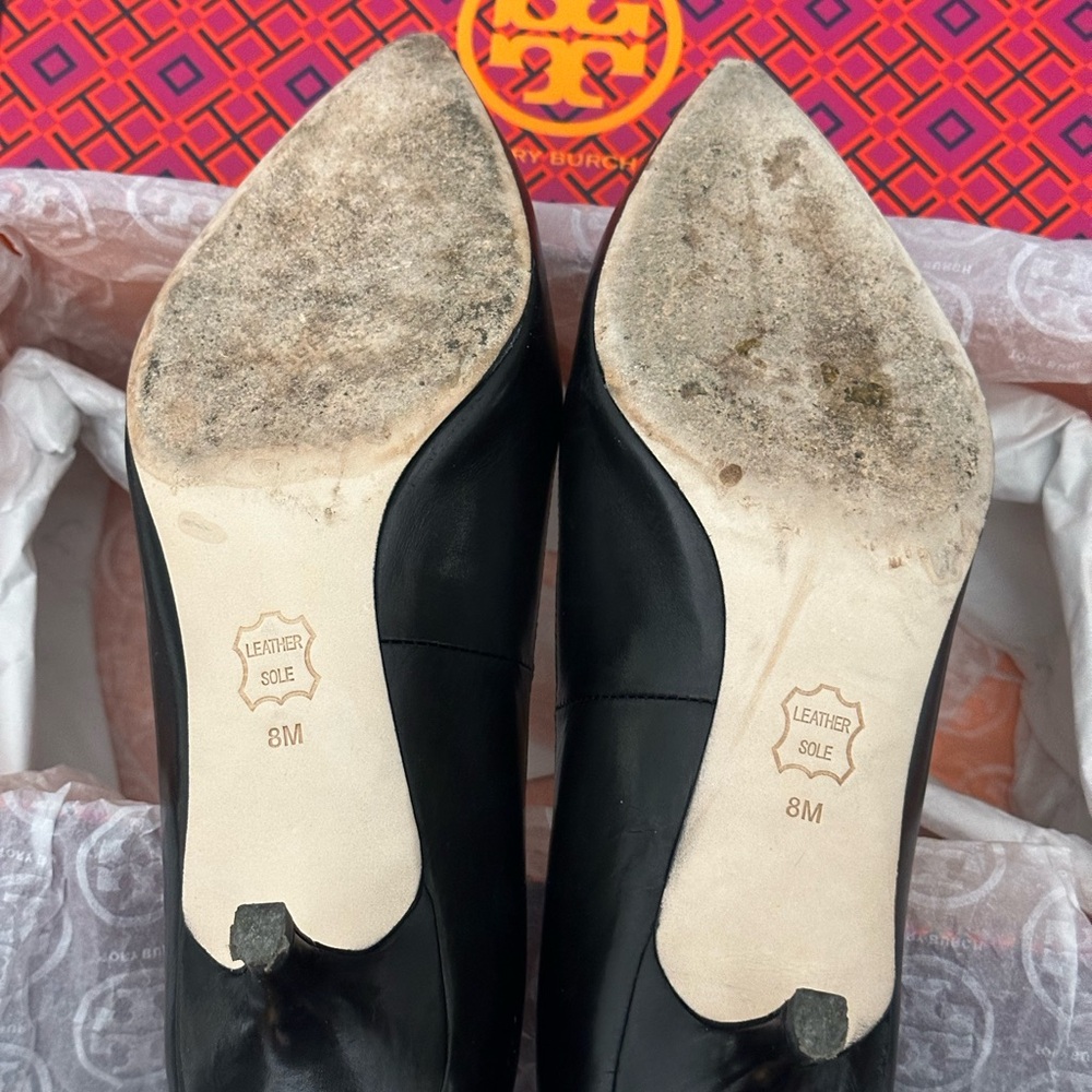 Tory Burch Elizabeth 40MM Pumps Black Baby Calf Leather Preowned In Box Sz 8 - Picture 9 of 10